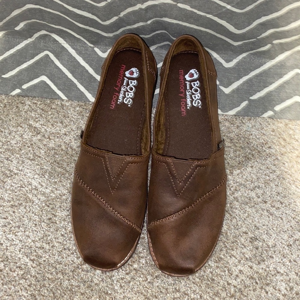 Brown leather bobs